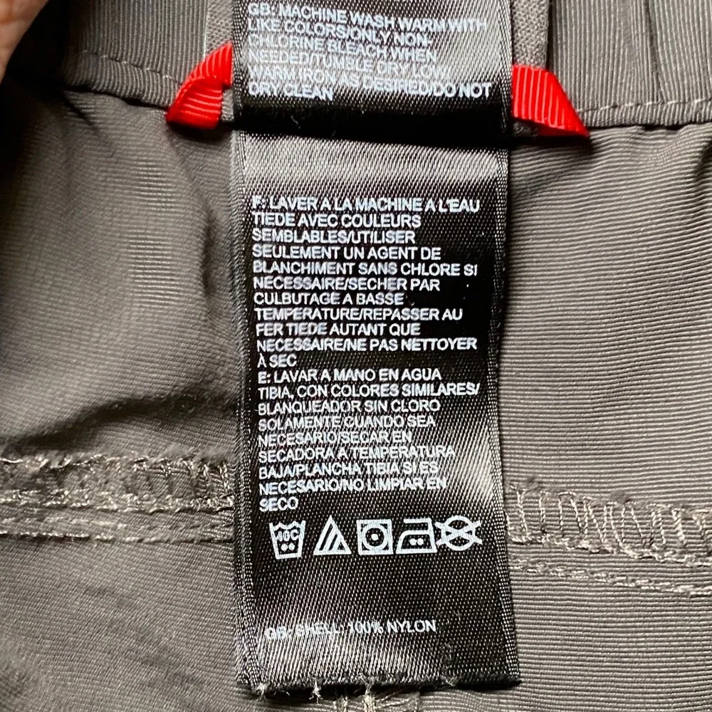 The North Face Mens XL Long Convertible Zip Off Cargo Hiking Pants Gray Nylon